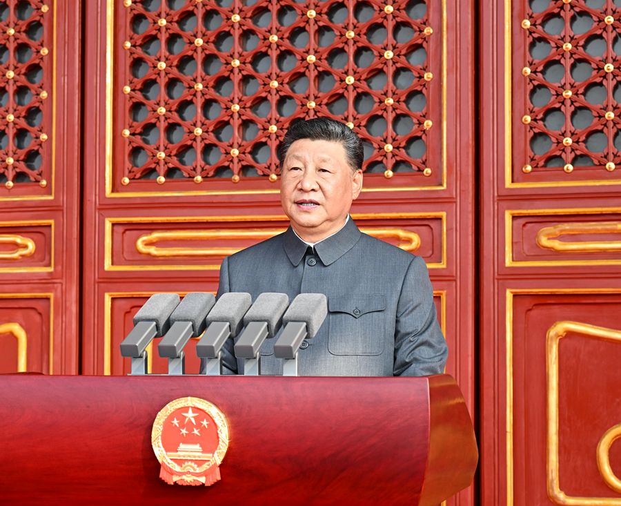 9月3日，紀(jì)念中國人民抗日戰(zhàn)爭暨世界反法西斯戰(zhàn)爭勝利80周年大會(huì)在北京天安門廣場(chǎng)隆重舉行。中共中央總書記、國家主席、中央軍委主席習(xí)近平發(fā)表重要講話。新華社記者 謝環(huán)馳 攝